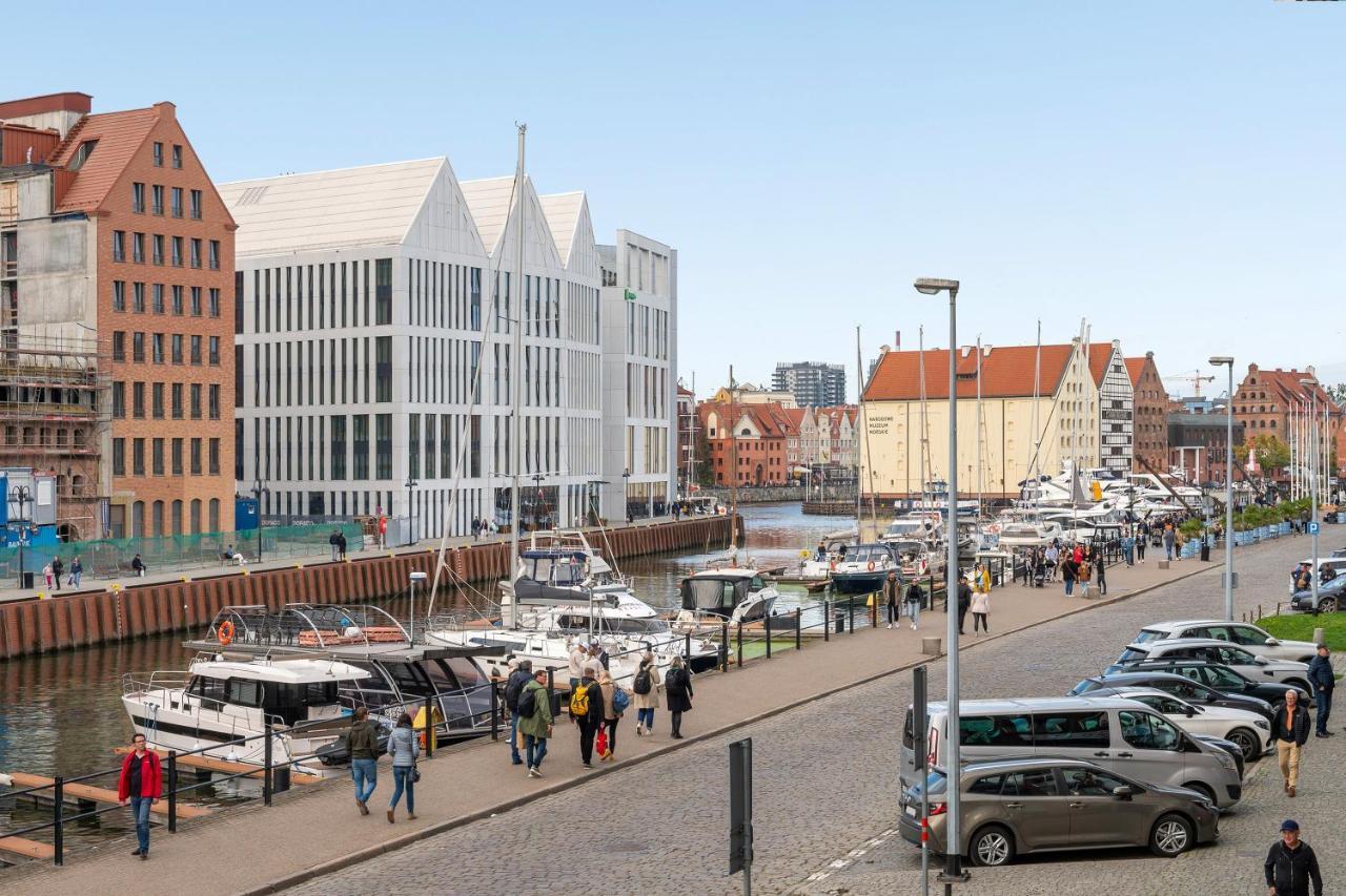 Waterlane Riverside - Spa, Pool, Gym & Parking By Downtown Apartments Gdansk Exterior photo