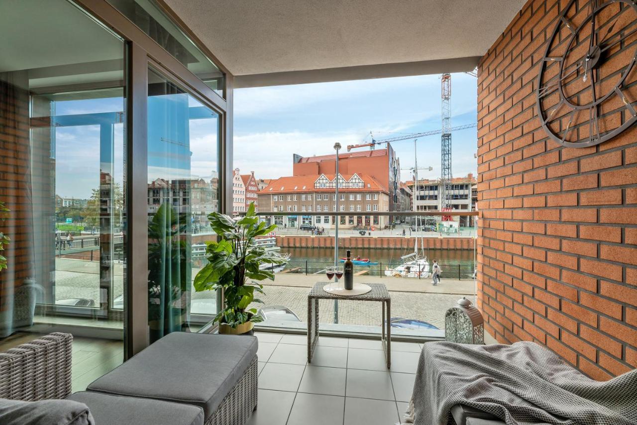 Waterlane Riverside - Spa, Pool, Gym & Parking By Downtown Apartments Gdansk Exterior photo