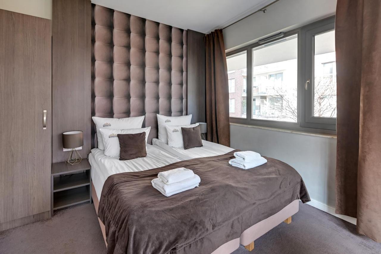 Waterlane Riverside - Spa, Pool, Gym & Parking By Downtown Apartments Gdansk Exterior photo