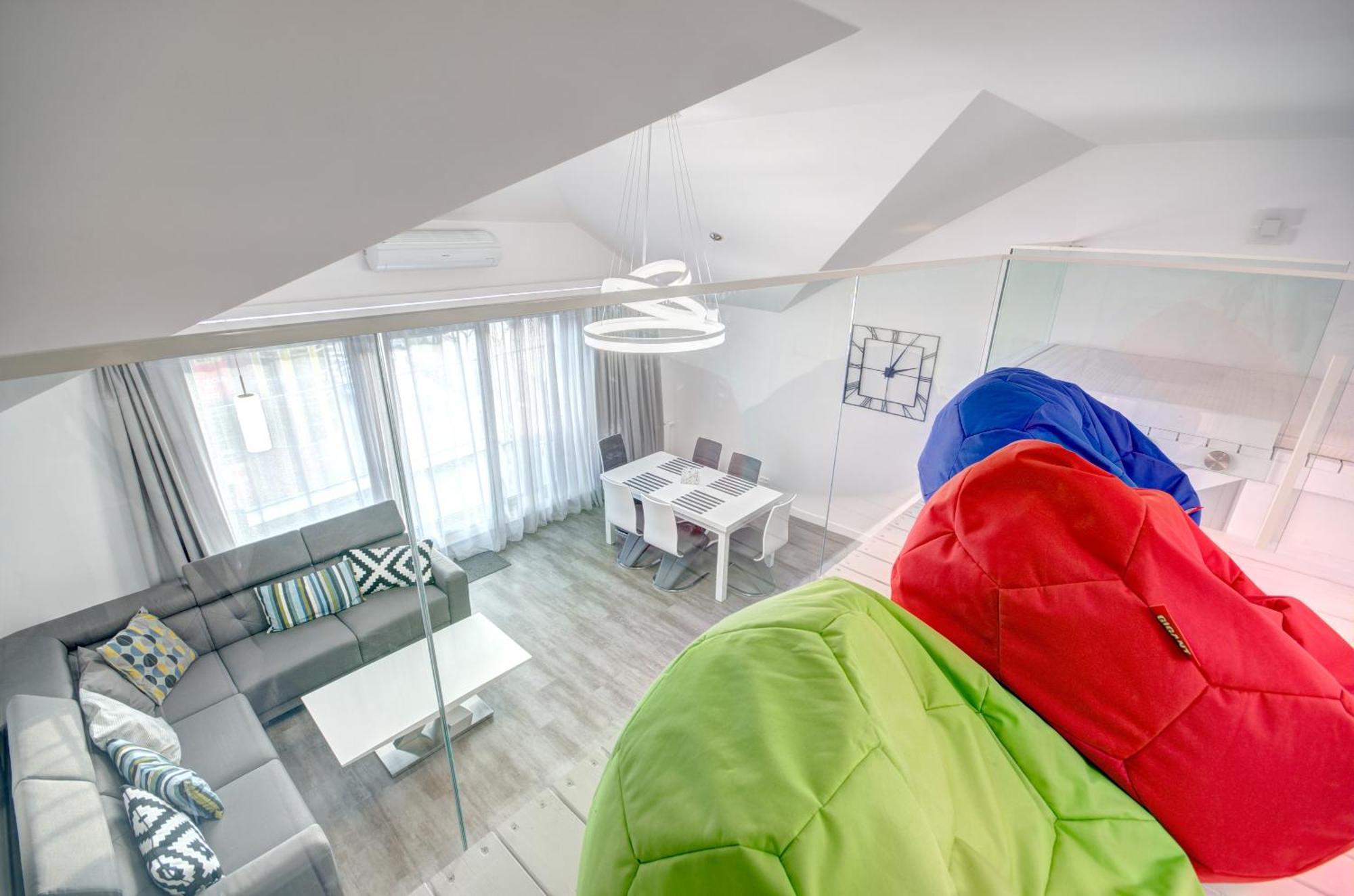 Waterlane Riverside - Spa, Pool, Gym & Parking By Downtown Apartments Gdansk Room photo